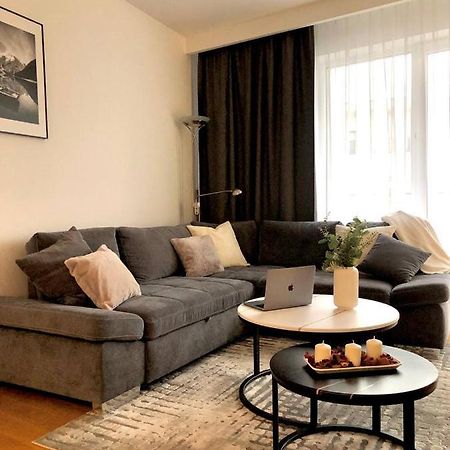 Apartaments Airport Okecie Premium Warsaw Ngoại thất bức ảnh