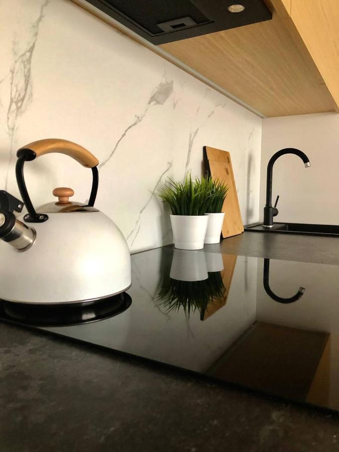 Apartaments Airport Okecie Premium Warsaw Ngoại thất bức ảnh